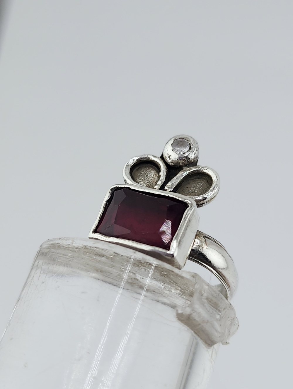 GARNET & CLEAR ZIRCONIA HANDMADE RING IN STERLING SILVER RECYCLED METAL SZ 6 - Picture 12 of 14